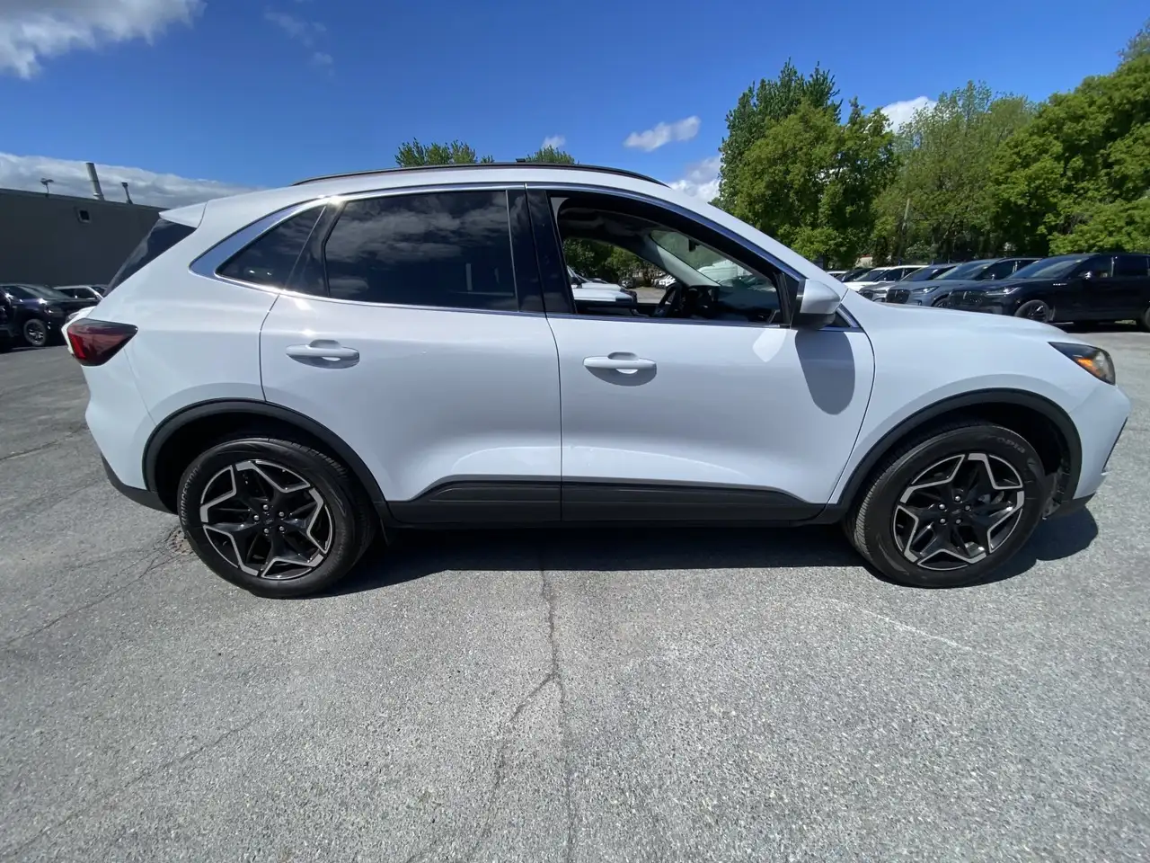Ford Escape снимка Ford Escape