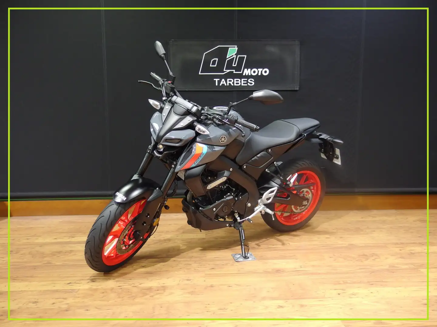 Yamaha MT-125 Gris - 2