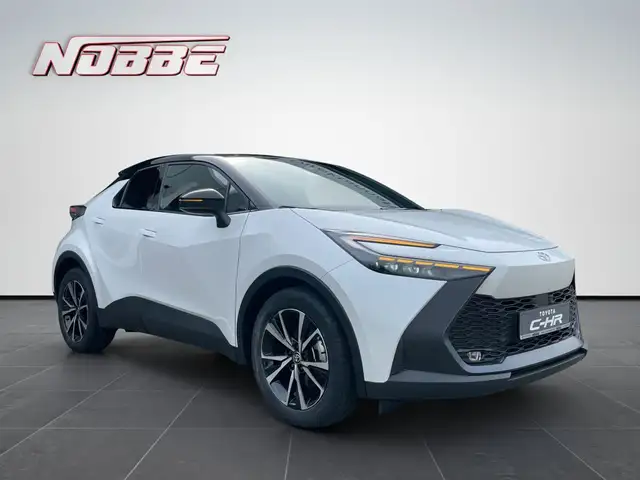 Toyota C-HR view 7