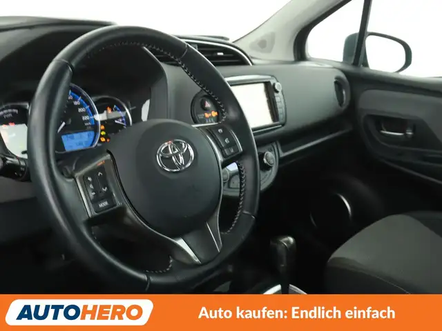 Toyota Yaris view 11