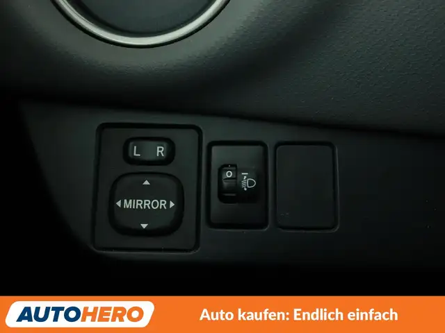 Toyota Yaris view 27