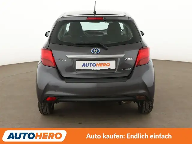 Toyota Yaris view 5