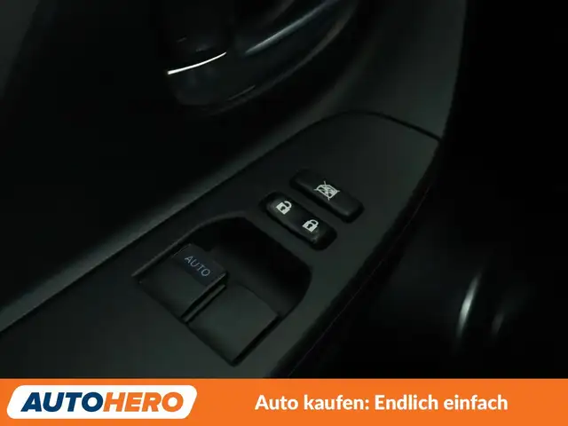 Toyota Yaris view 30