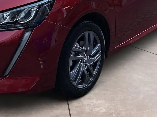 Peugeot 208 view 15
