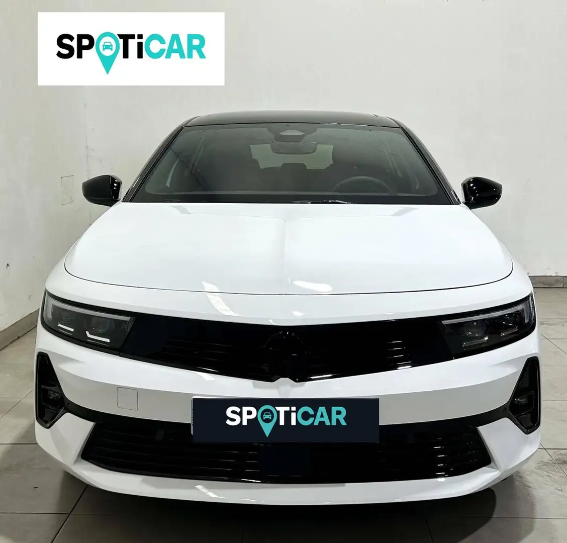 Opel Astra 54kWh  Auto GS Blanco - 2