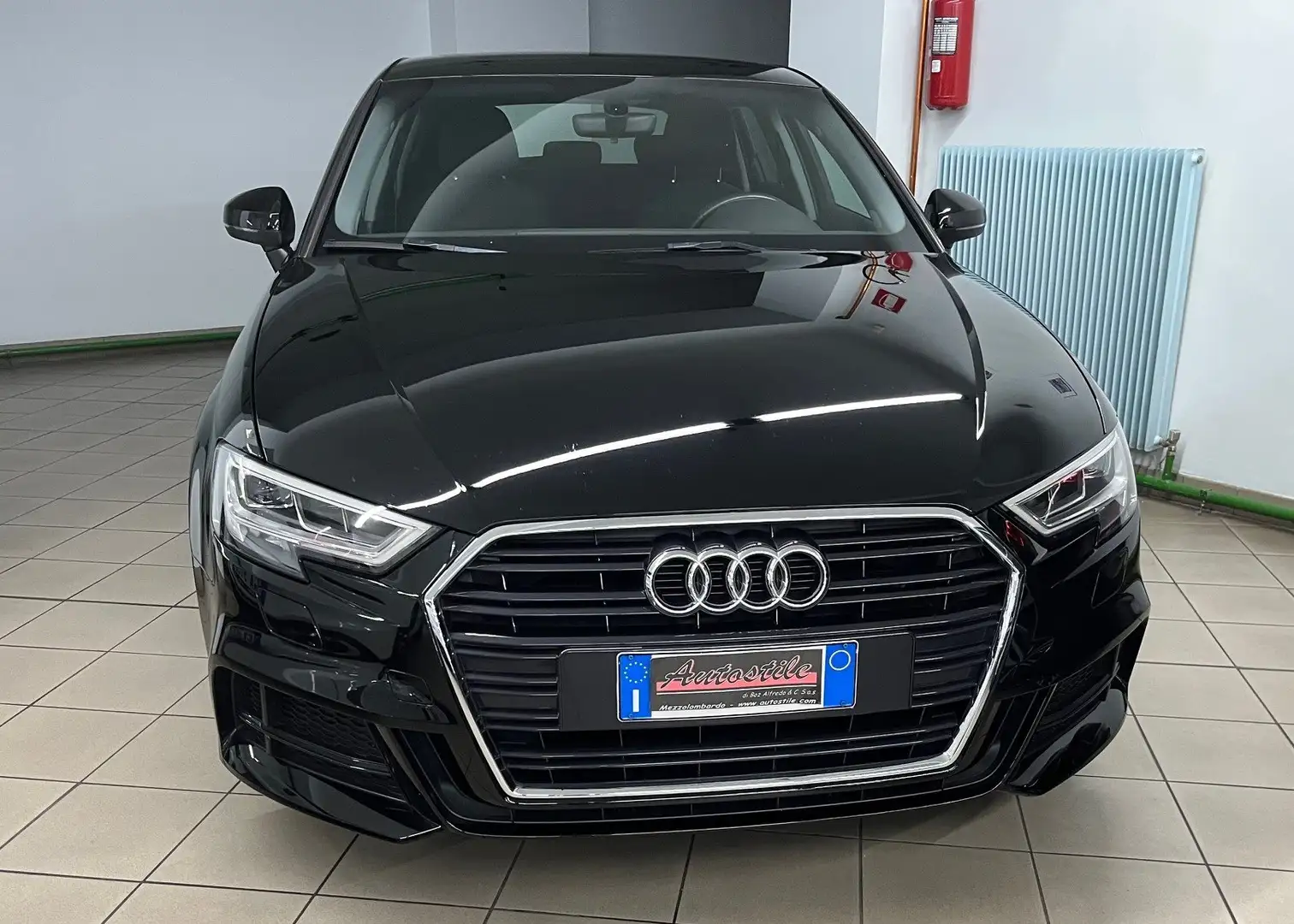 Audi A3 A3  Sportback 30 1.6 tdi Business 116cv my19 Noir - 1