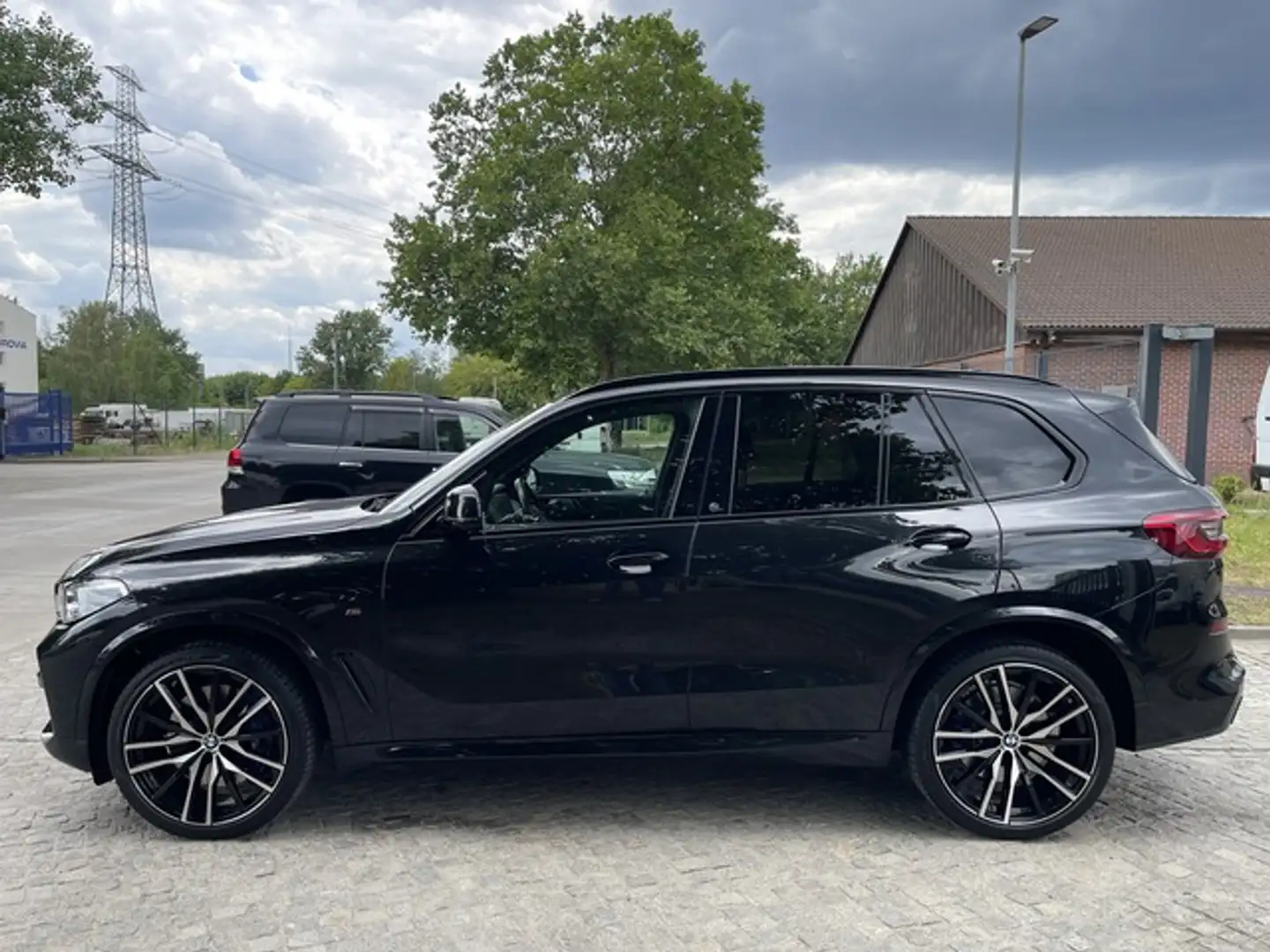 BMW X5 M50d NP 128.000¤ Noir - 2