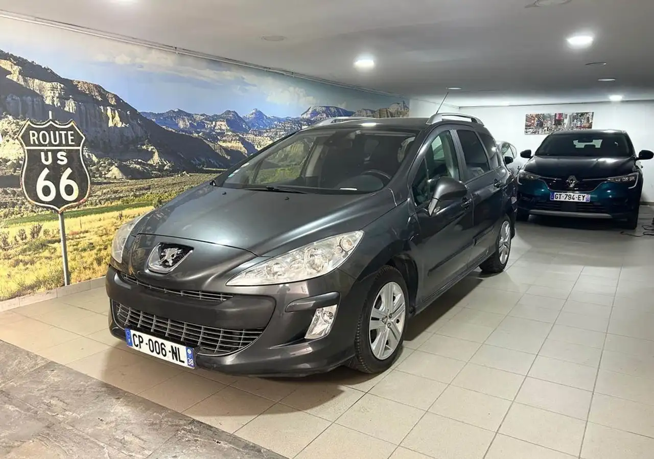 Peugeot 308 1.6 hdi 90 navteq 7 places