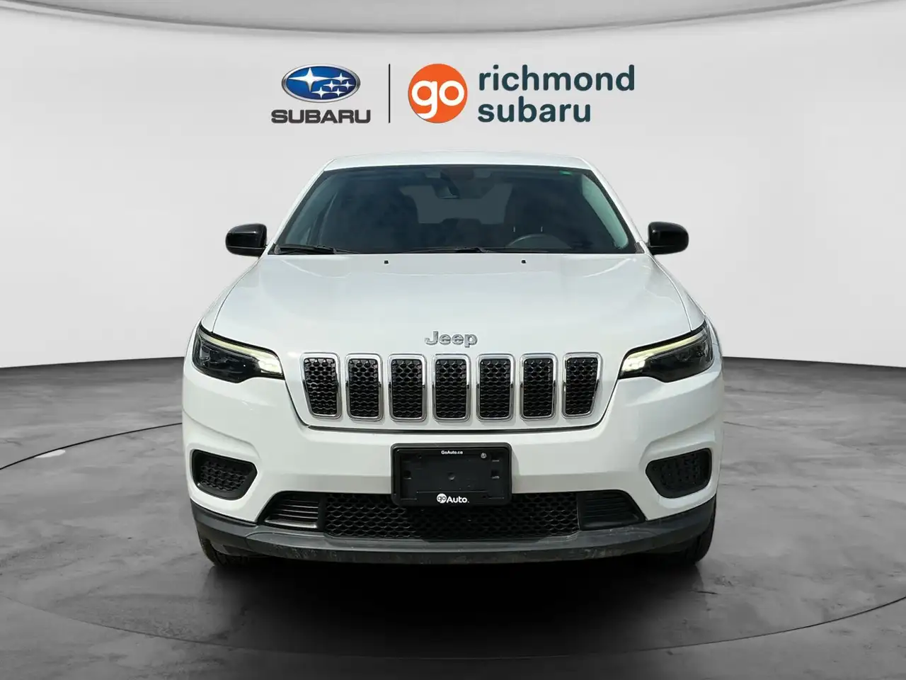 Jeep Cherokee снимка Jeep Cherokee