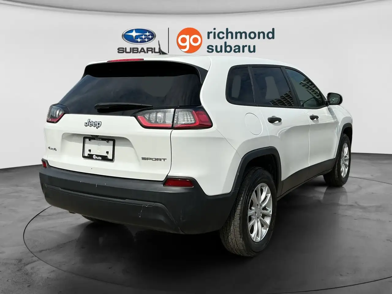 Jeep Cherokee снимка Jeep Cherokee