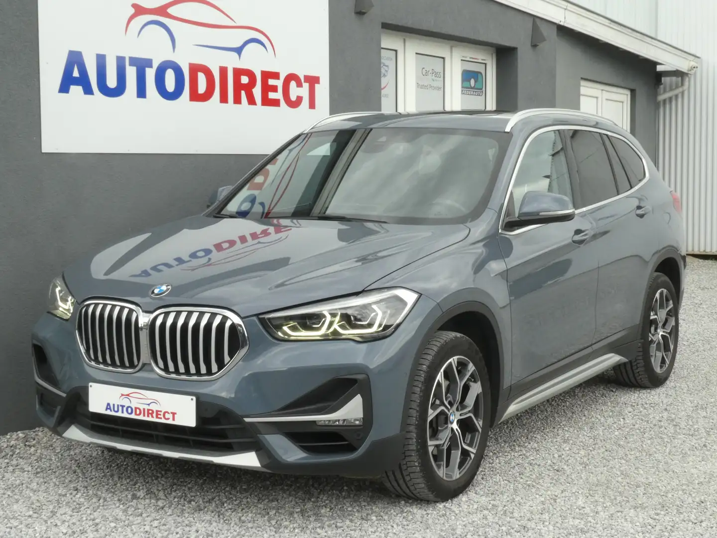 BMW X1 1.5i sDrive18 AUTOMAAT Cuir, Pano, Led, Camera Zilver - 1