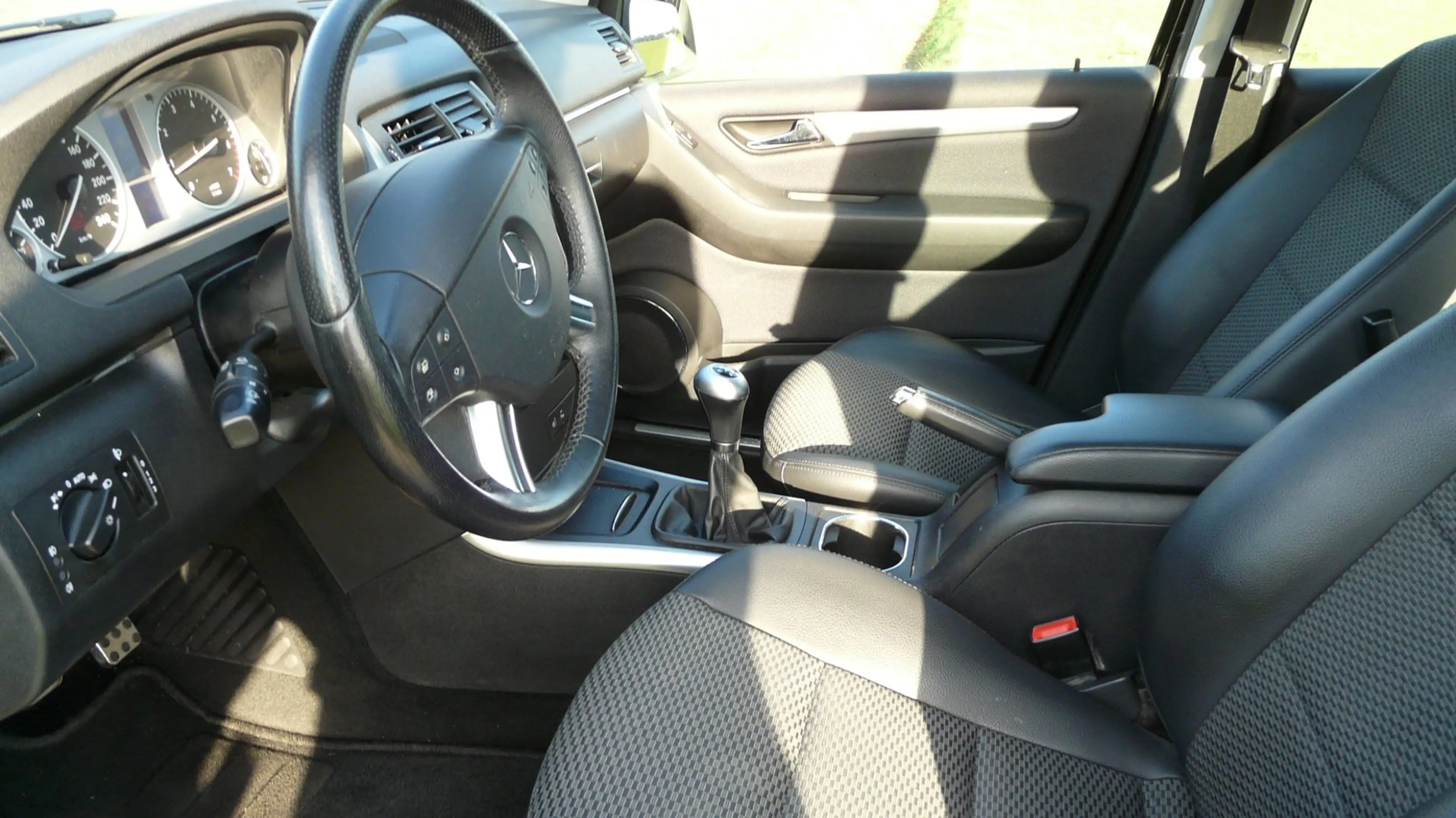 Mercedes-Benz B 160 BlueEFFICIENCY Business Class,Airco,Navi,Lmv's,... — photo 10