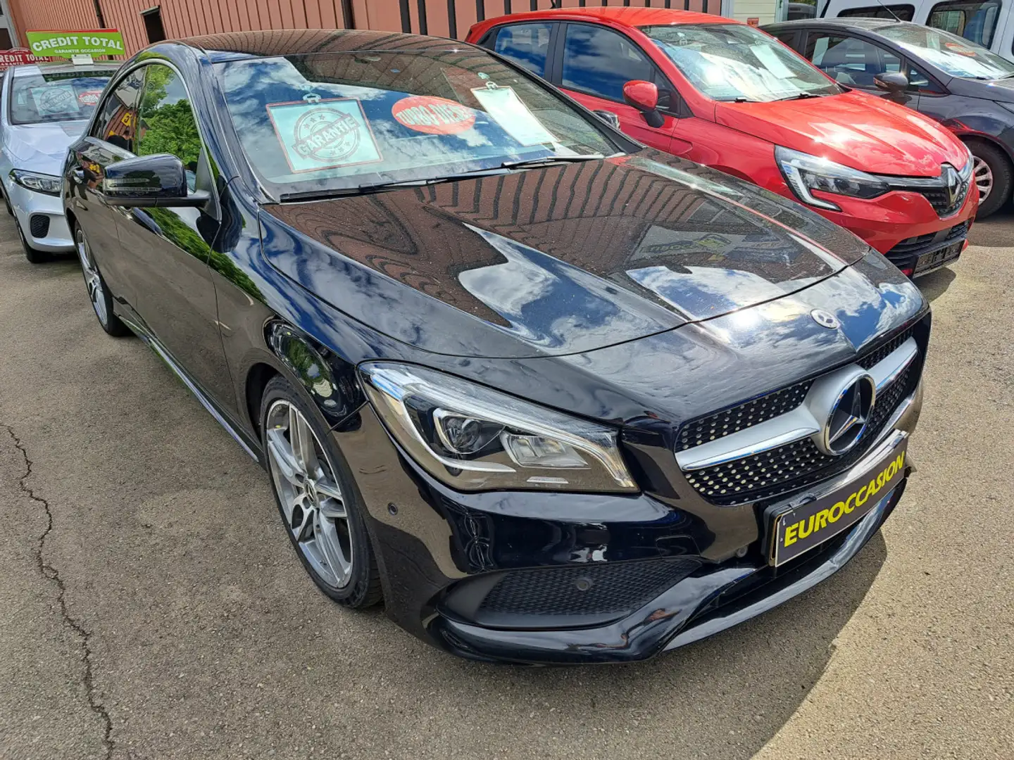 Mercedes-Benz CLA 200 D 7G-DCT COUPE AMG-LINE Noir - 2