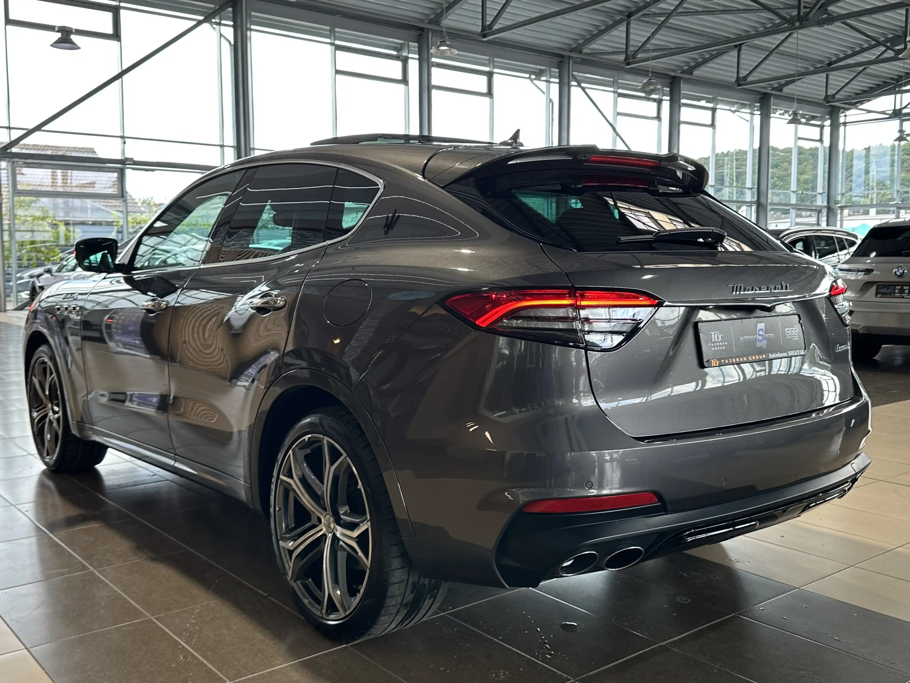 Maserati Levante Modena S Nerissimo Leder Pano 360Cam — photo 5