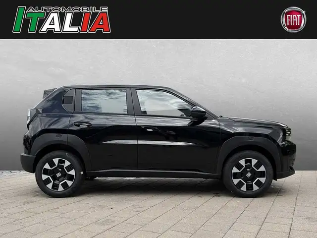Fiat Grande Panda view 3