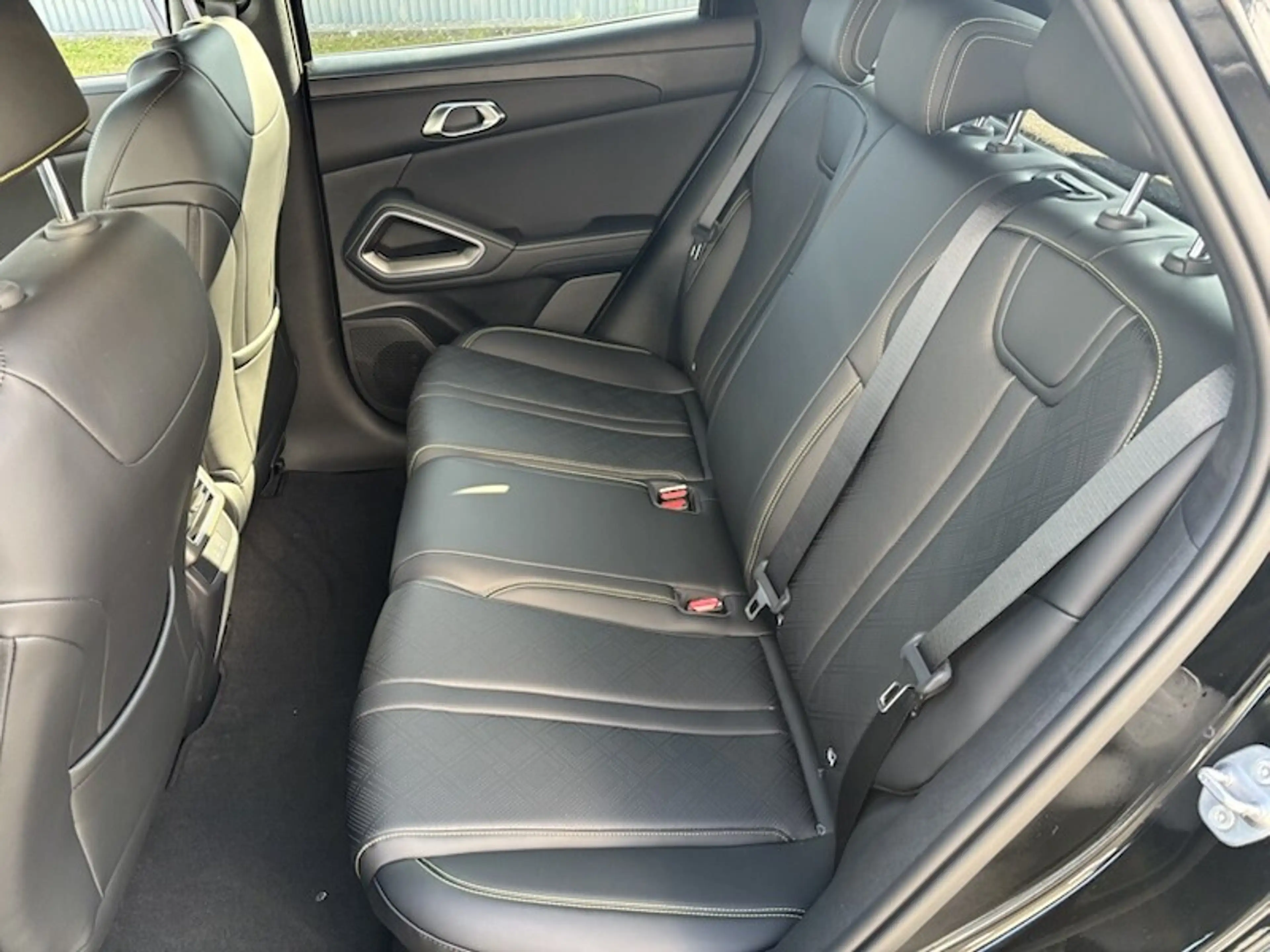 BYD Atto 2 Atto2 DM-i PHEV 18kWh Boost Österreich Paket — photo 14