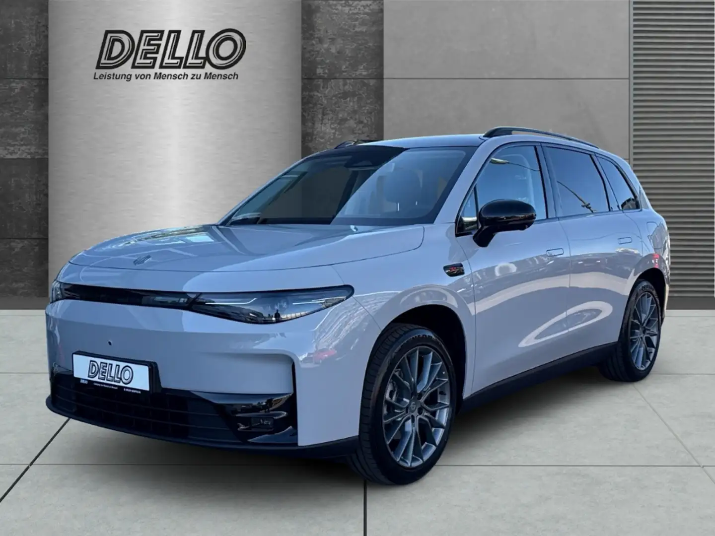 Leapmotor C10 160 kW Design Panorama Navi Digitales Cockpit Memo Gris - 1