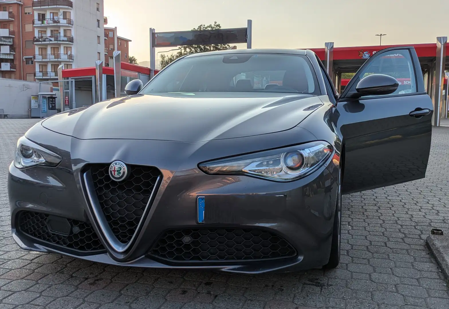 Alfa Romeo Giulia Giulia 2016 2.2 t Super 180cv Grigio - 1