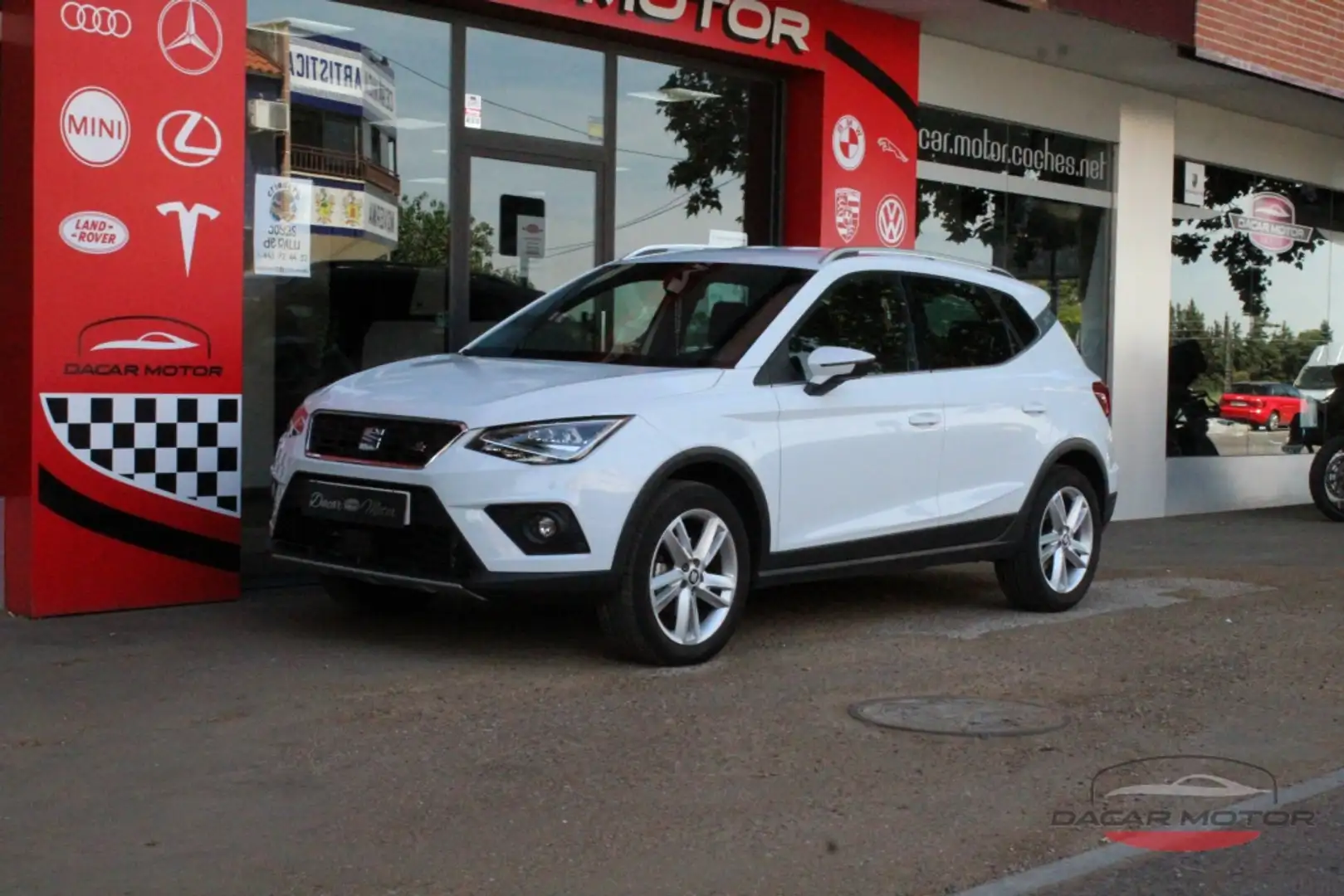 SEAT Arona 1.6TDI CR S&S FR 115 Blanco - 2