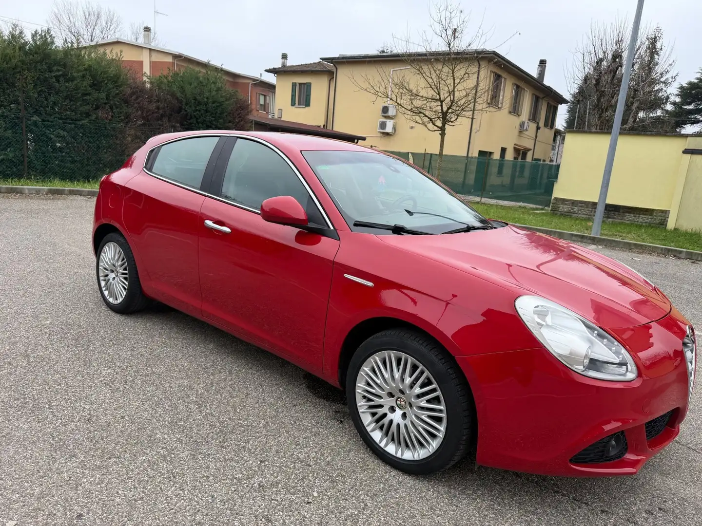 Alfa Romeo Giulietta 2.0 JTDM - PELLE - 12 MESI DI GARANZIA - Bianco - 2