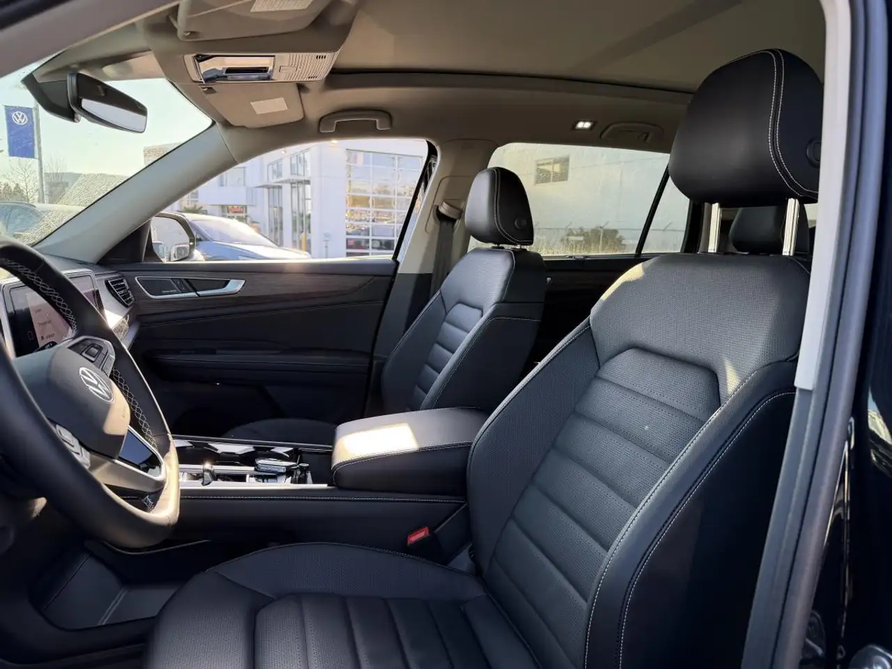 Volkswagen Atlas снимка Volkswagen Atlas