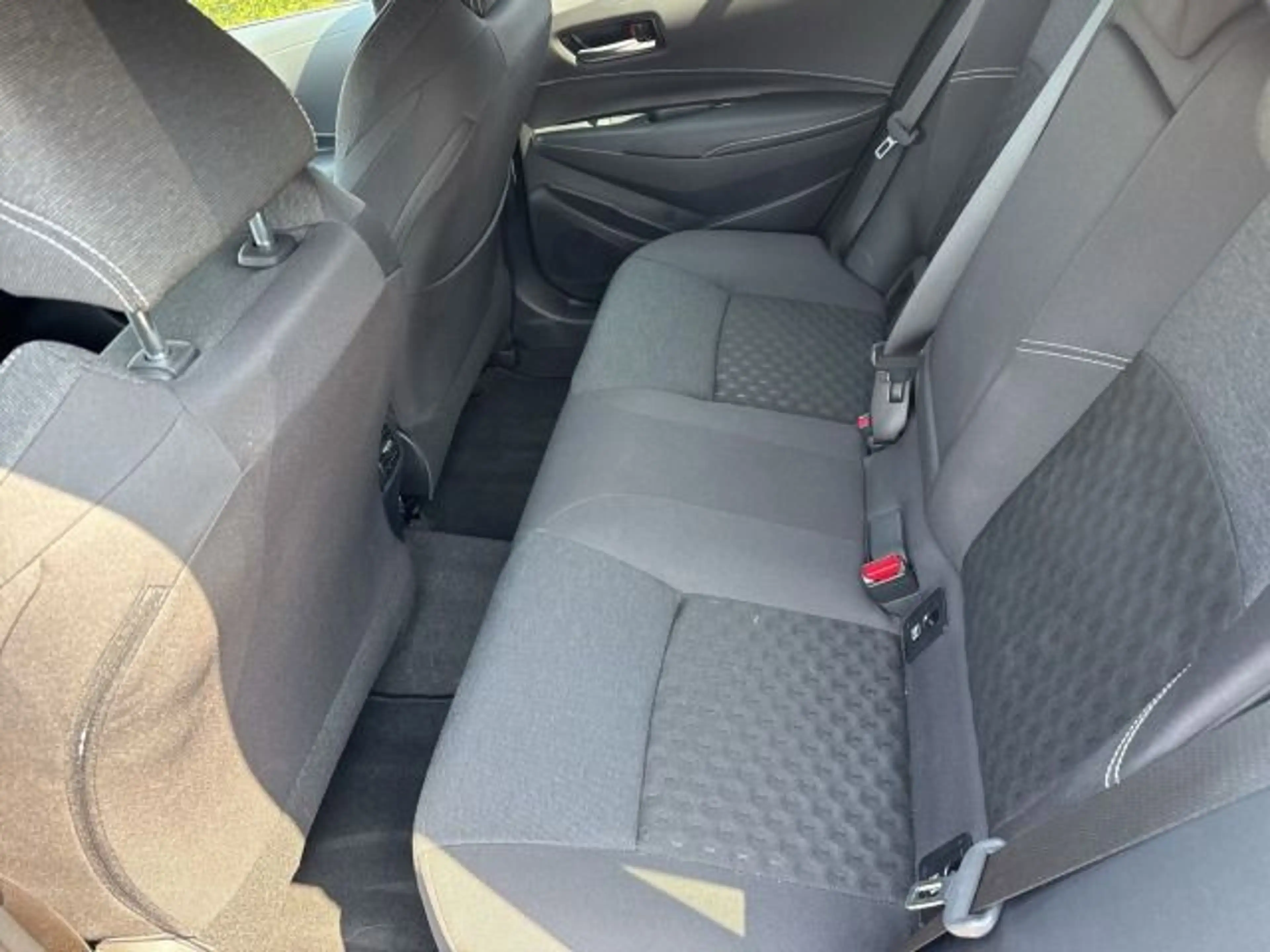Suzuki Swace 1.8 Hybrid Comfort+ — photo 14