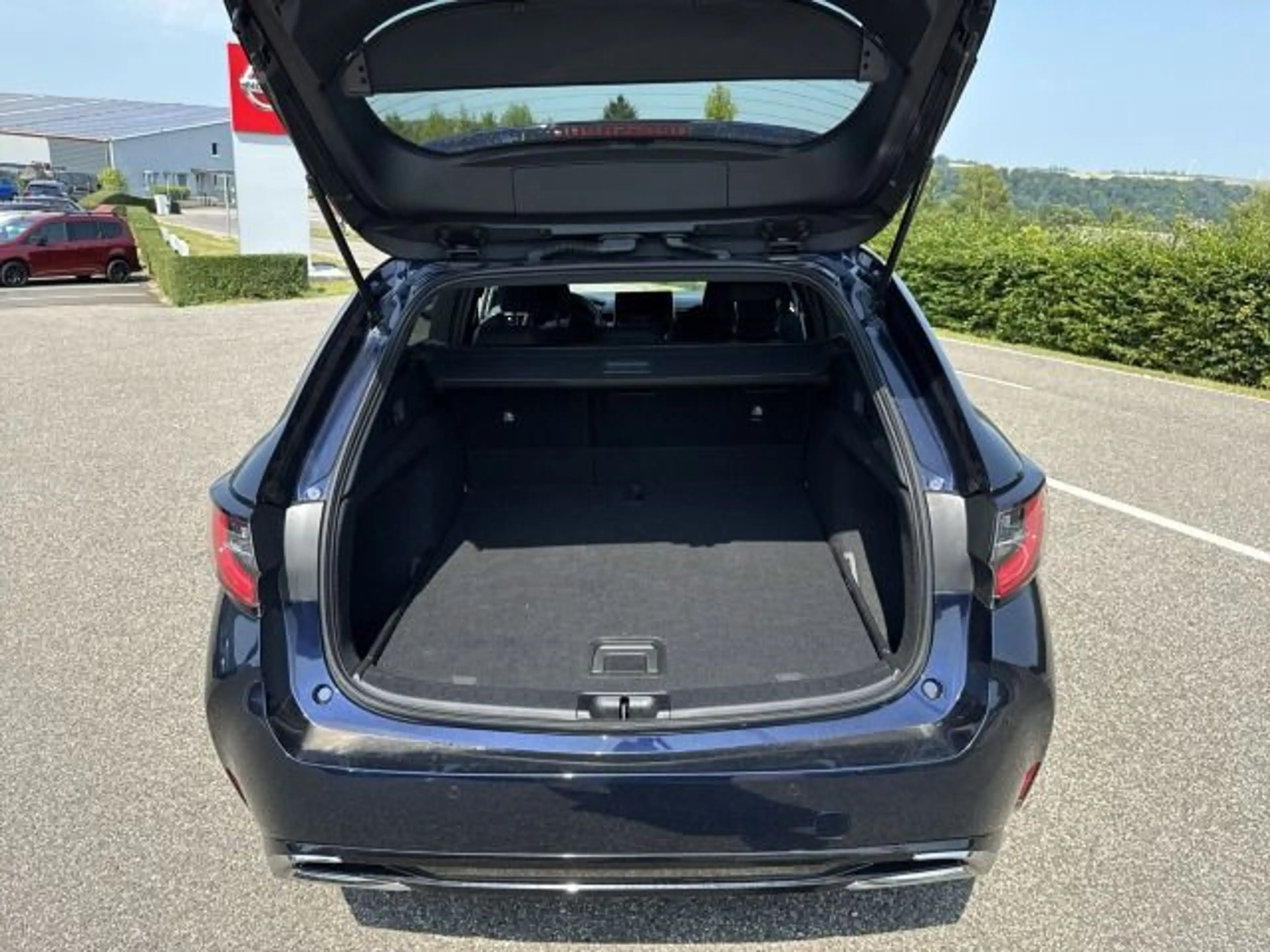 Suzuki Swace 1.8 Hybrid Comfort+ — photo 9