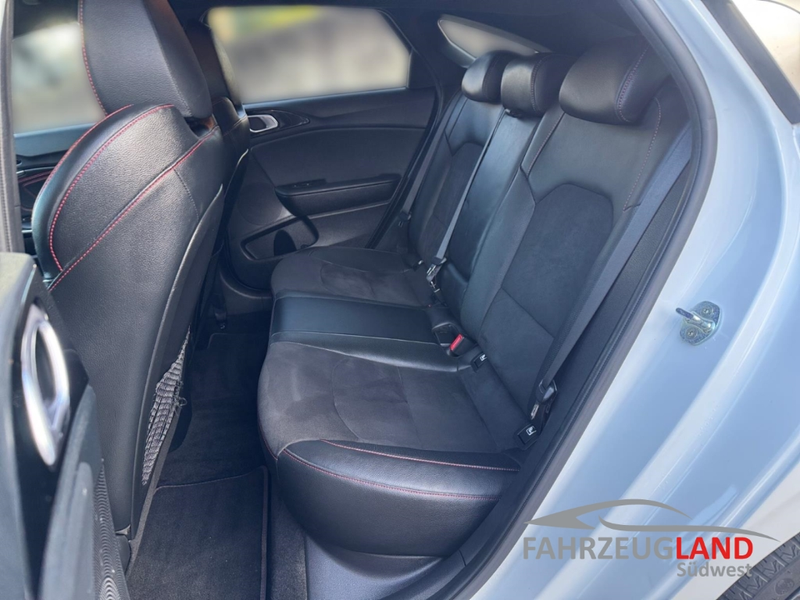 Kia ProCeed / pro_cee'd GT 1.6 7G-DCT Komfort-Paket Navi-Paket JBL Anlage — photo 11