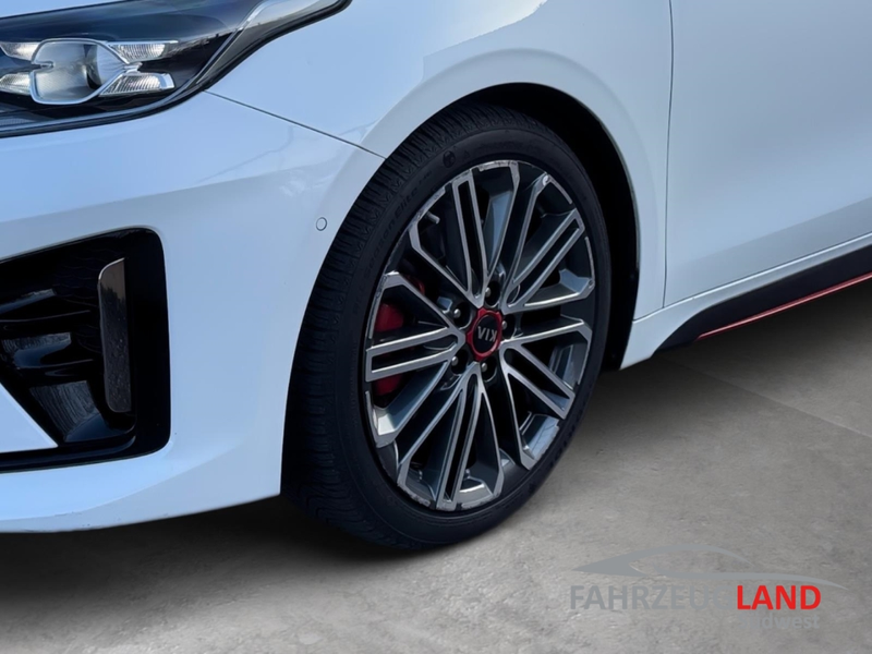 Kia ProCeed / pro_cee'd GT 1.6 7G-DCT Komfort-Paket Navi-Paket JBL Anlage — photo 6
