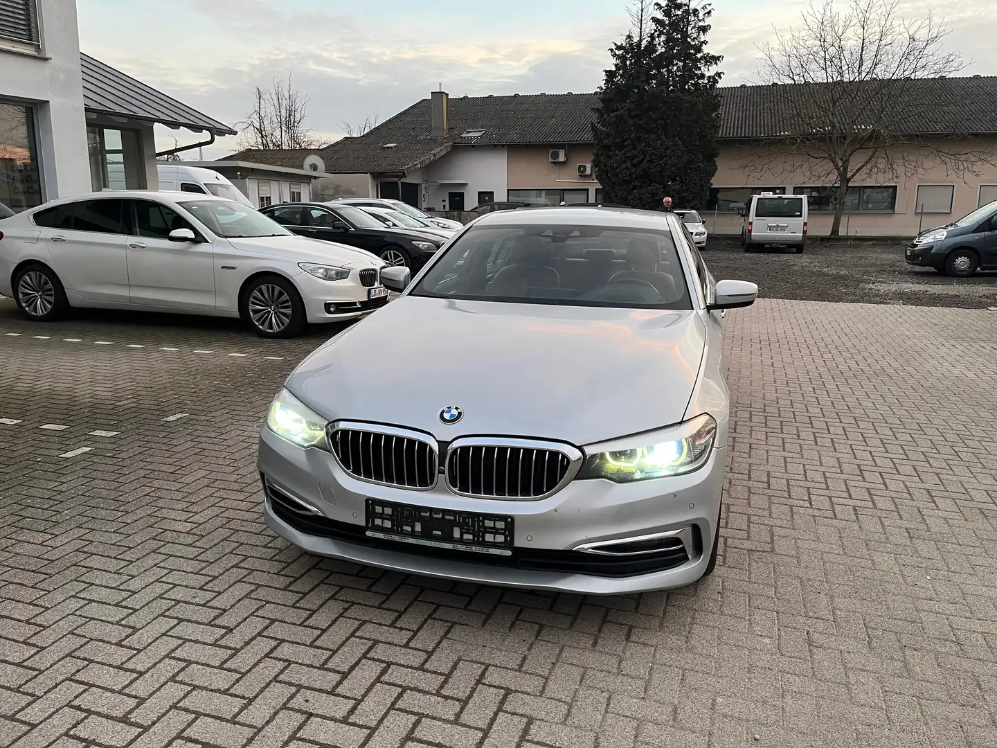 BMW 520 D ,Luxury Argent - 1