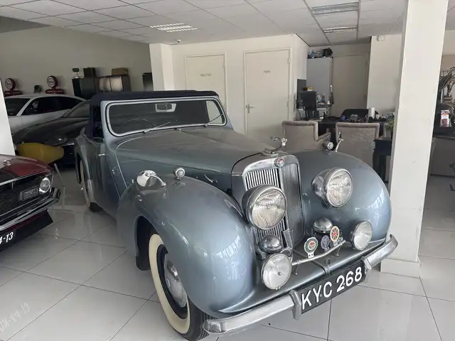 Triumph 2000 roadster