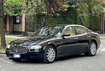 4.2 V8 - CAMBIO AUTOMATICO ZF