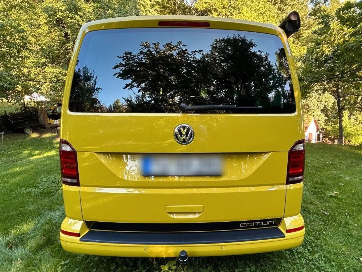 Volkswagen T6 California VW T6 California Beach Edition (Grape Yellow) - 2