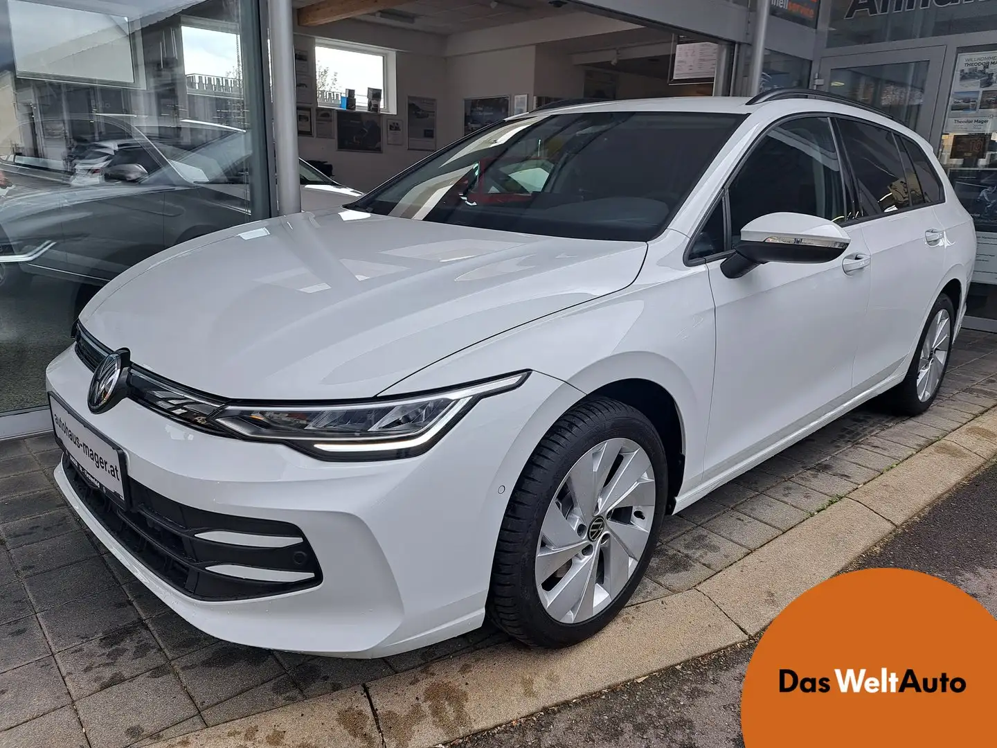Volkswagen Golf Variant Business TDI Weiß - 1