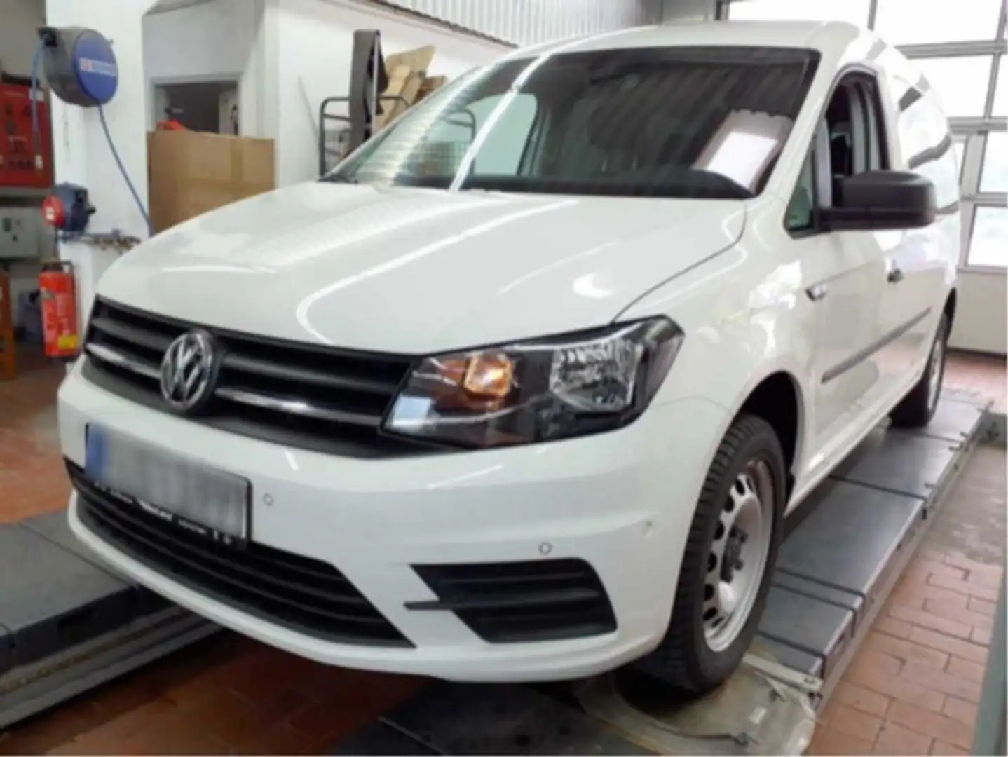 Volkswagen Caddy Maxi Kombi 2.0l TDI 110kW 6-Gang Navi Klima Navi Weiß - 1
