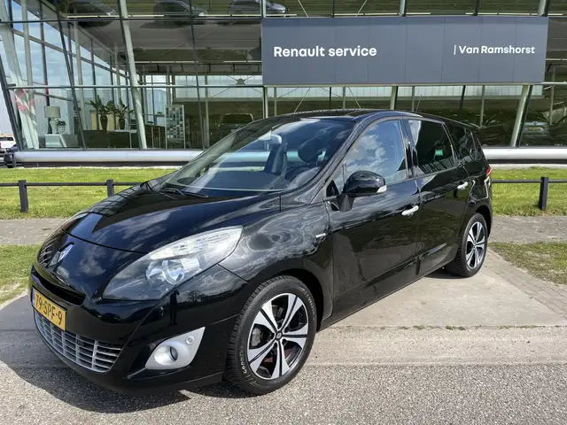 Renault Grand Scenic 2.0 Bose 7persoons. / Automaat / Trekhaak / Stoelv
