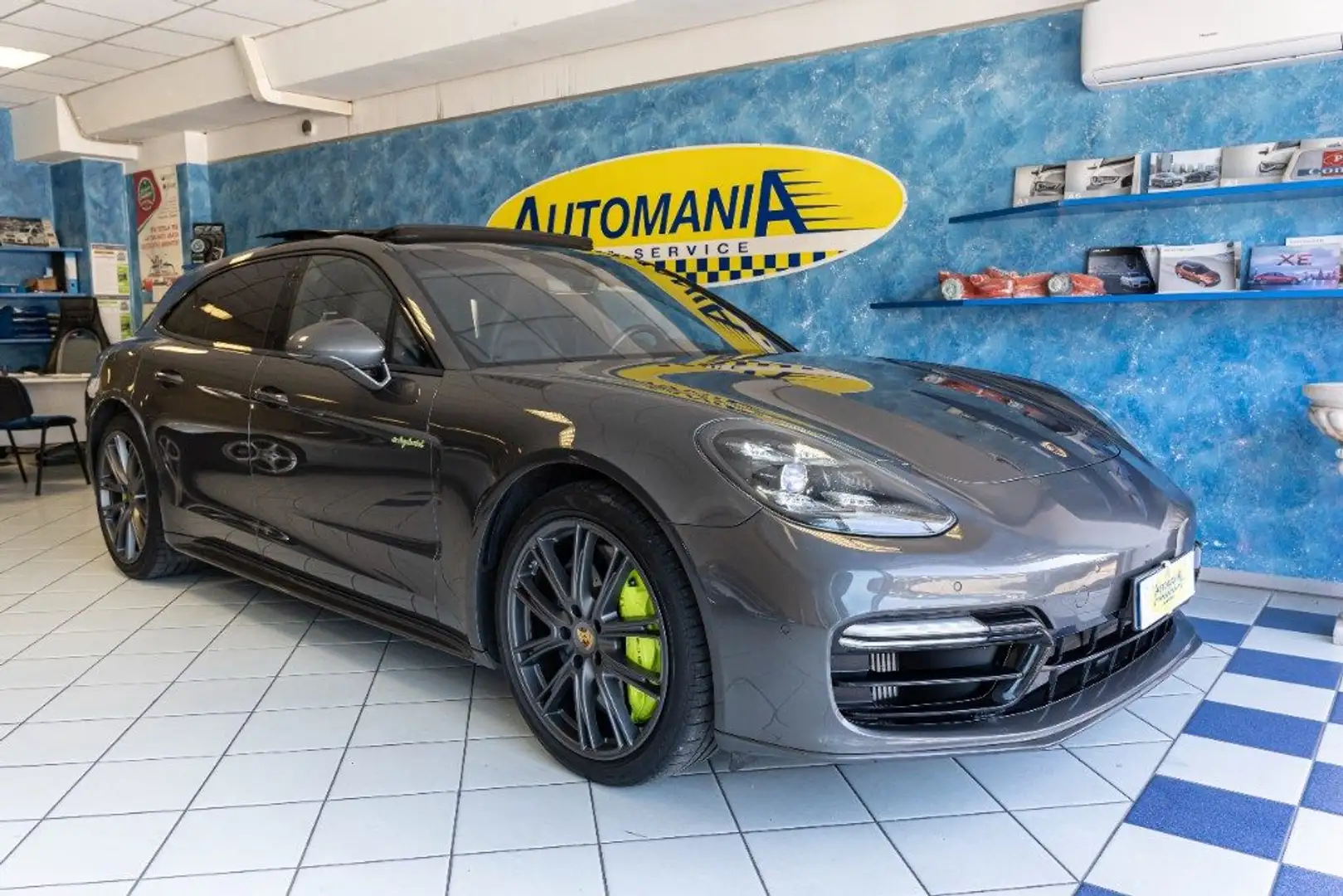Porsche Panamera 4.0 Turbo S E-Hybrid Sport Turismo Grigio - 1