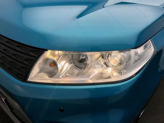 Suzuki Vitara view 24