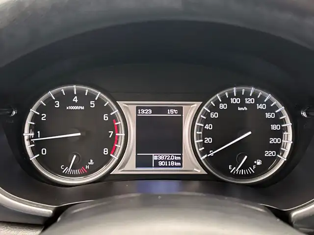 Suzuki Vitara view 8