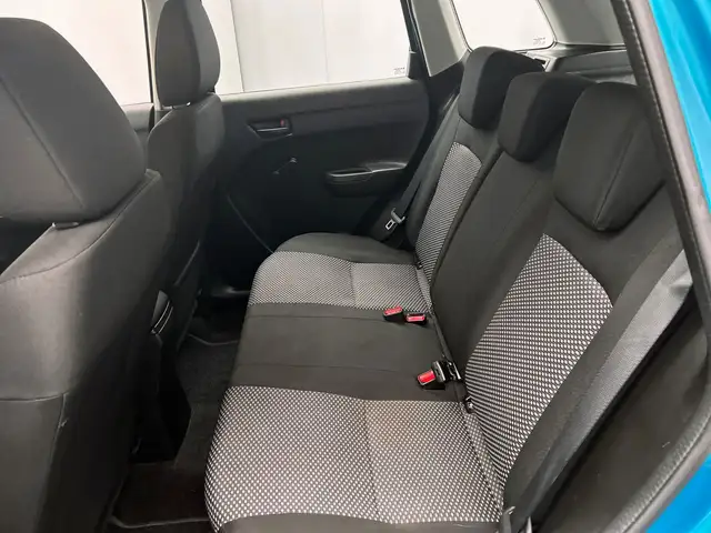 Suzuki Vitara view 13