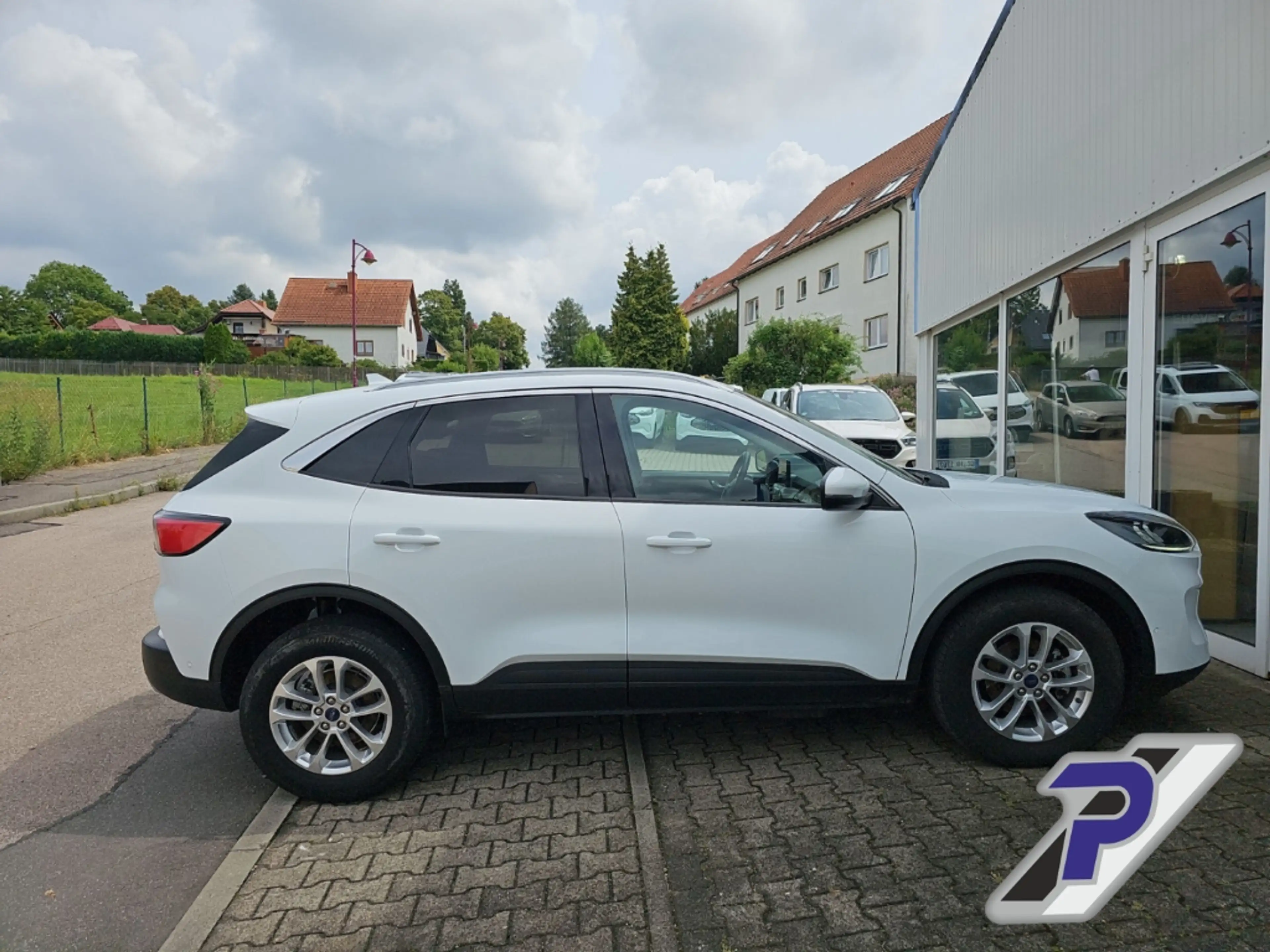 Ford Kuga PHEV Titanium WINTERPAKET NAVI RÜCKFAHRKAMERA — photo 7