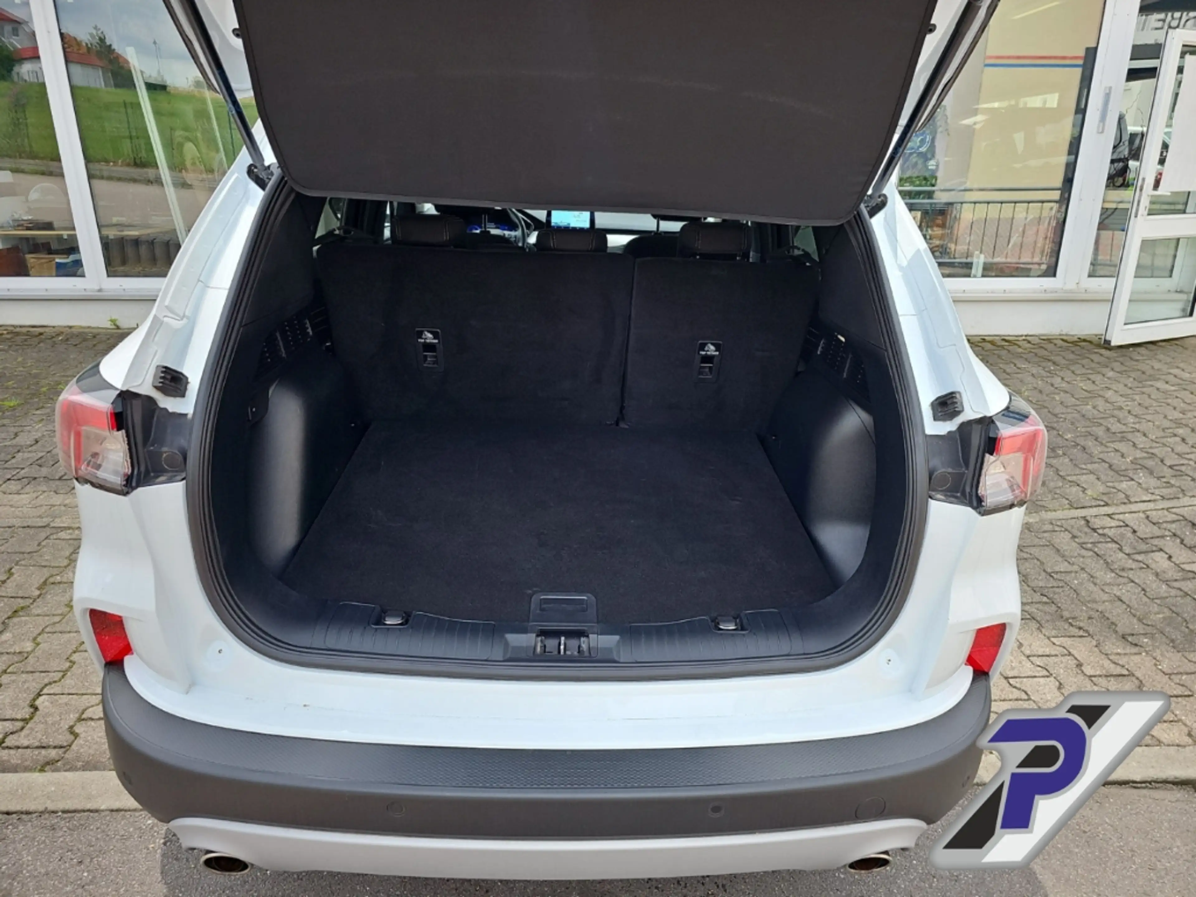 Ford Kuga PHEV Titanium WINTERPAKET NAVI RÜCKFAHRKAMERA — photo 11