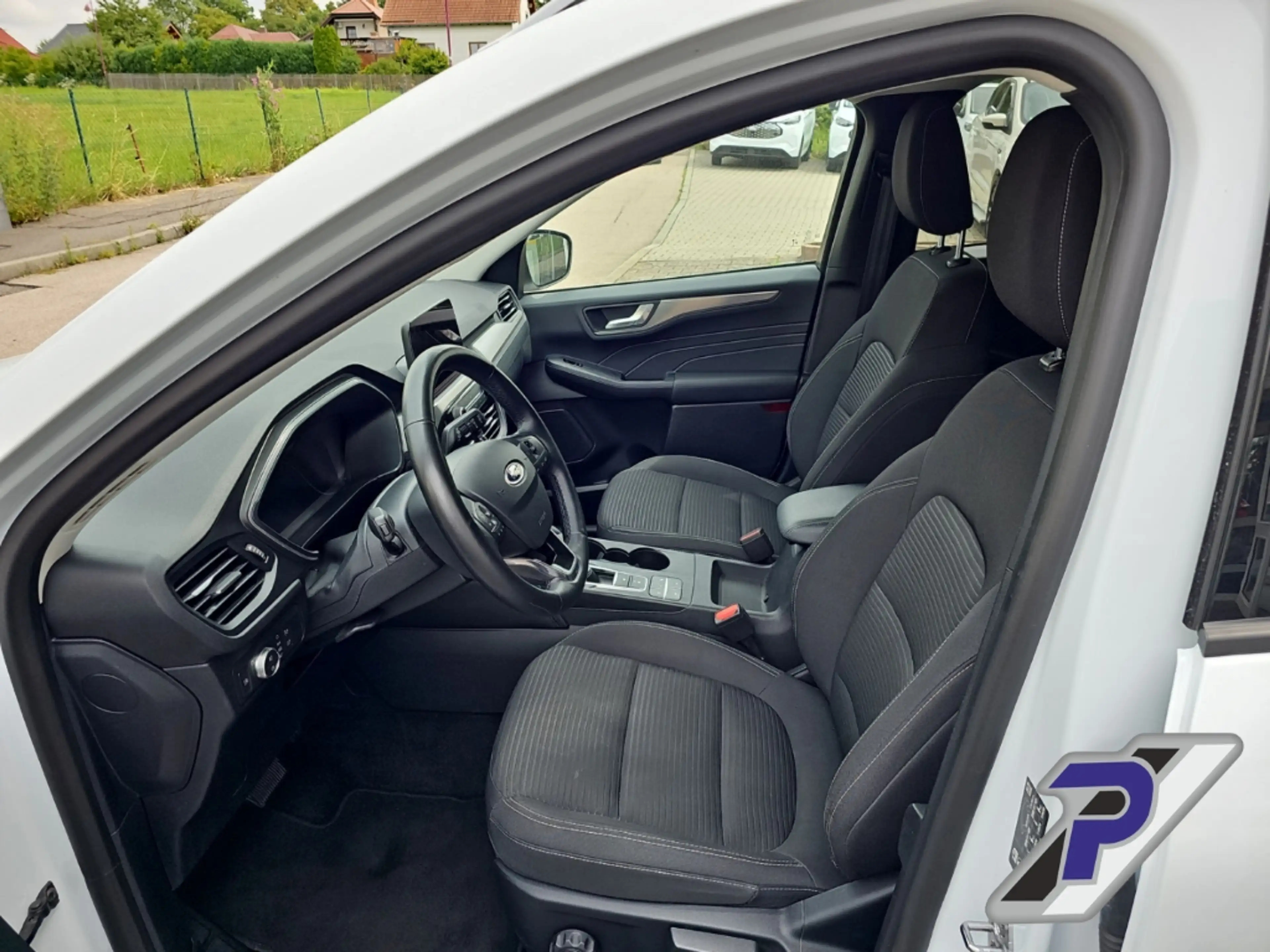 Ford Kuga PHEV Titanium WINTERPAKET NAVI RÜCKFAHRKAMERA — photo 13