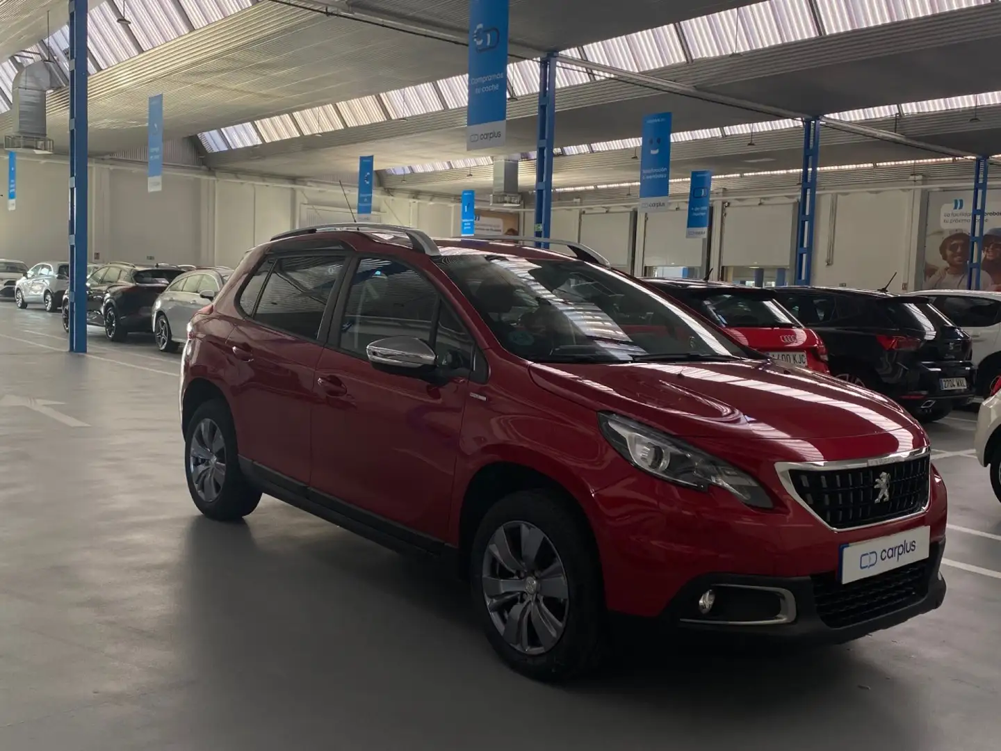 Peugeot 2008 1.6 BlueHDI Style 100 Rojo - 2