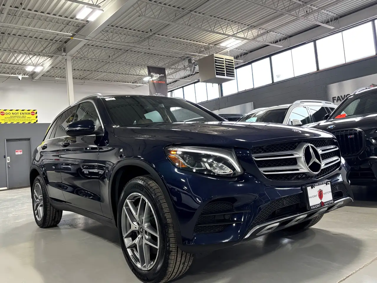 Mercedes-Benz GLC снимка Mercedes-Benz GLC
