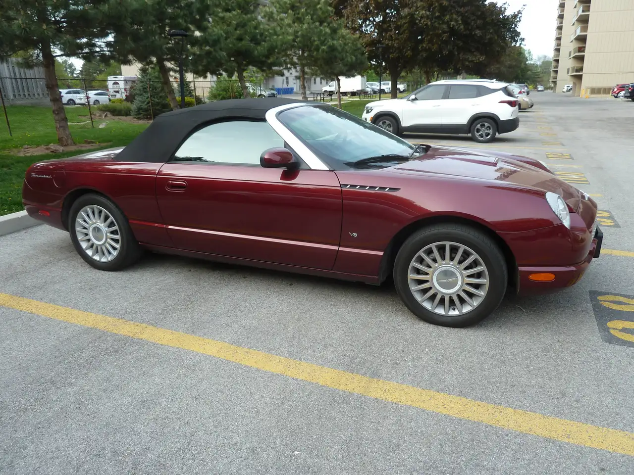 2004 Ford Thunderbird