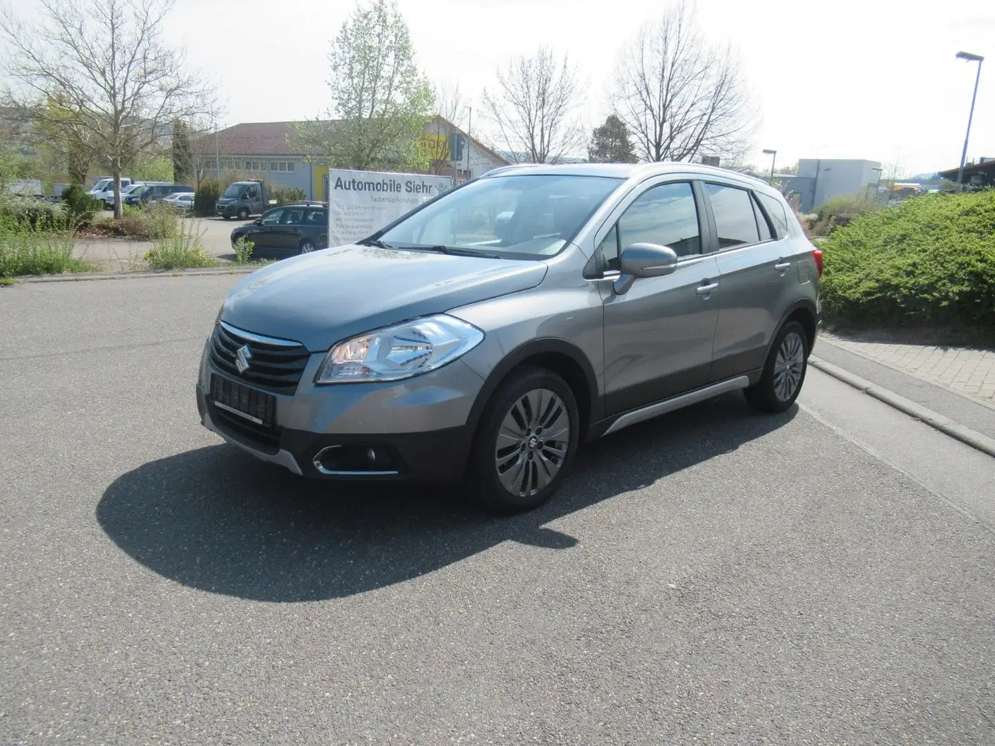 Suzuki SX4 S-Cross Comfort 4x4 Grau - 1