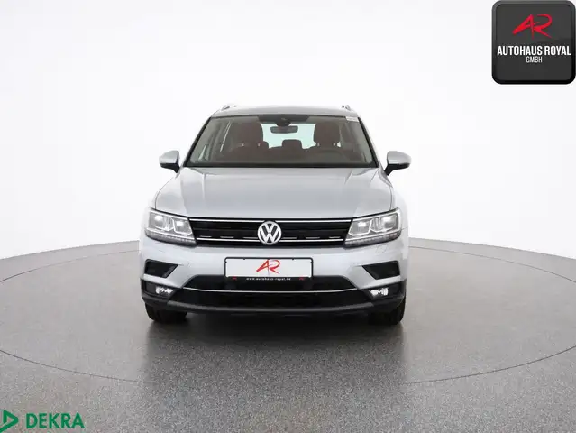 Volkswagen Tiguan view 6