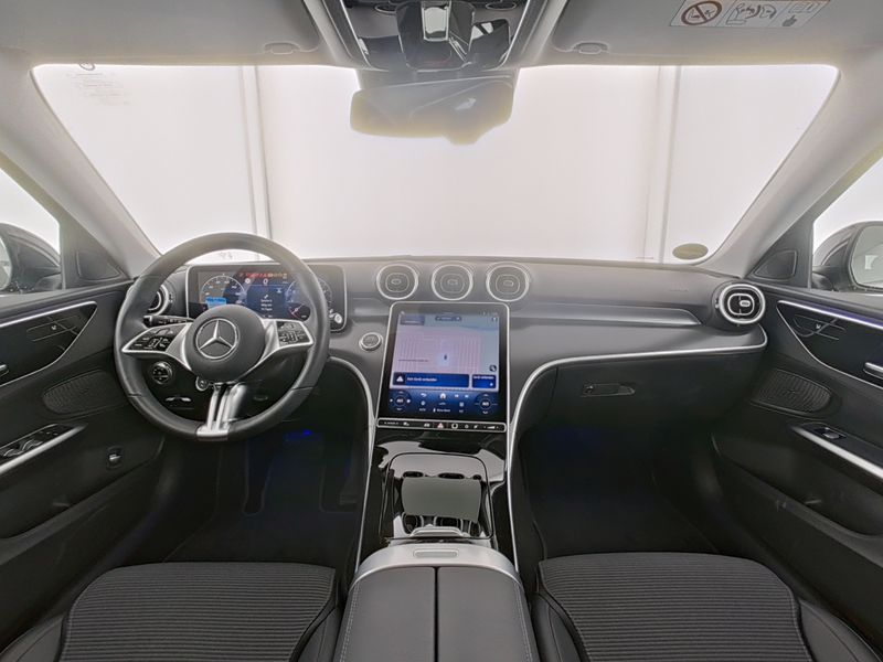 Mercedes-Benz C 180 T-Modell Avantgarde*AHV*Totwinkel — photo 6