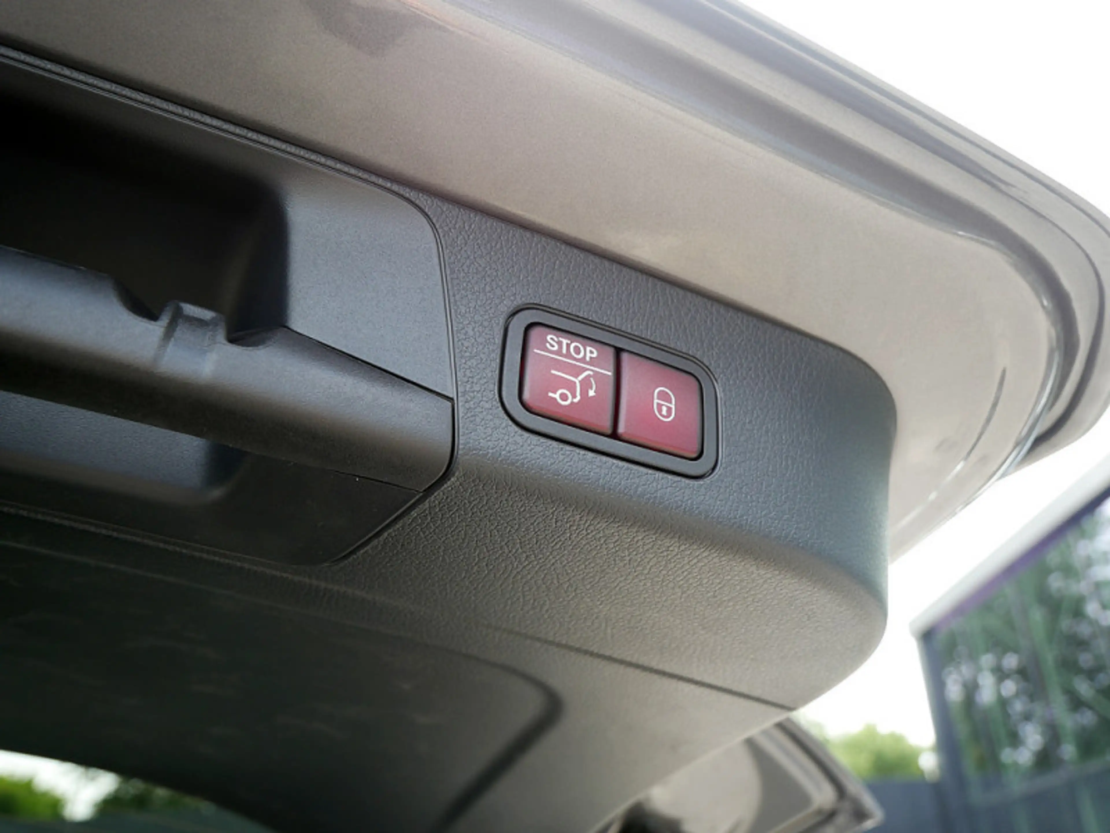 Mercedes-Benz GLB 200 d AMG BURM PREMIUM MEMO MULTI 360 AHK — photo 15